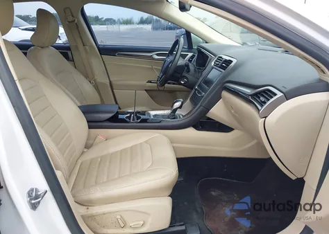 2015 Ford Fusion Se z USA, uszkodzony, nr VIN 1FA6P0HD7F5118173